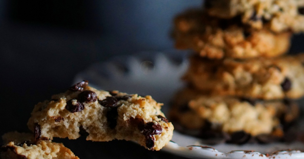 KETO ciasteczka orzechowo kokosowe z nutą czekolady